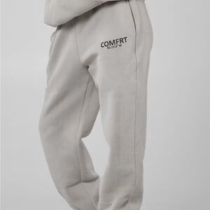 Comfort Women's Light Gray Joggers